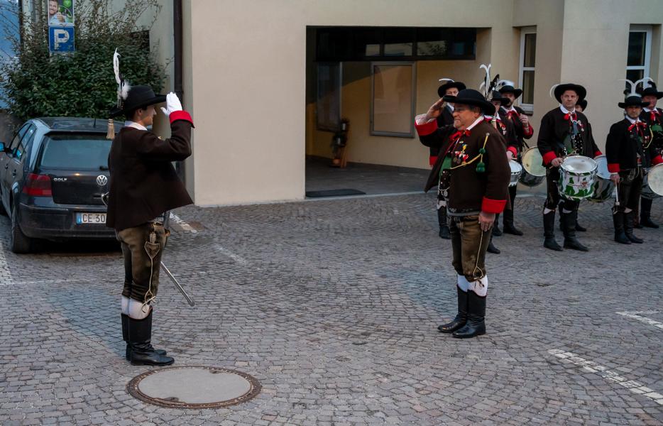 zu den Bildergalerien