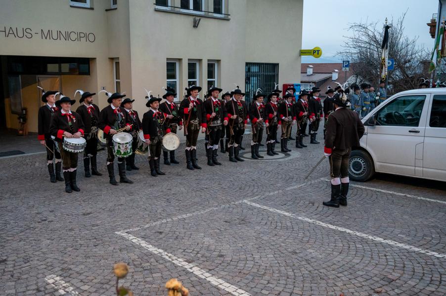 zu den Bildergalerien