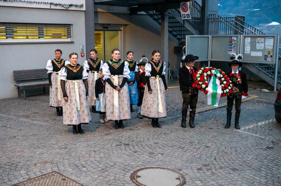 zu den Bildergalerien