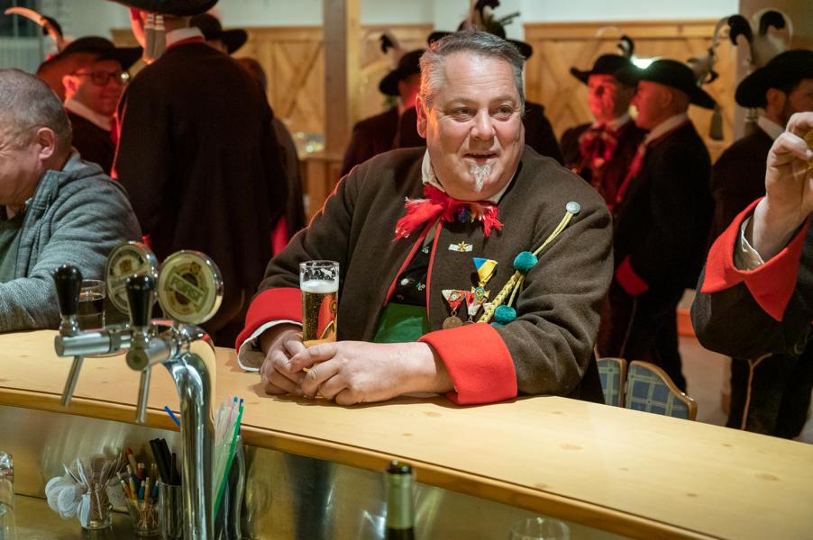 zu den Bildergalerien