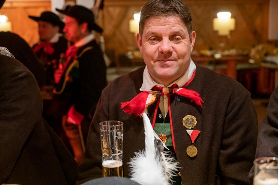 zu den Bildergalerien