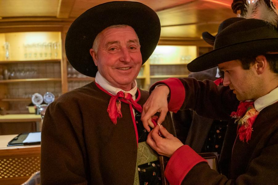 zu den Bildergalerien