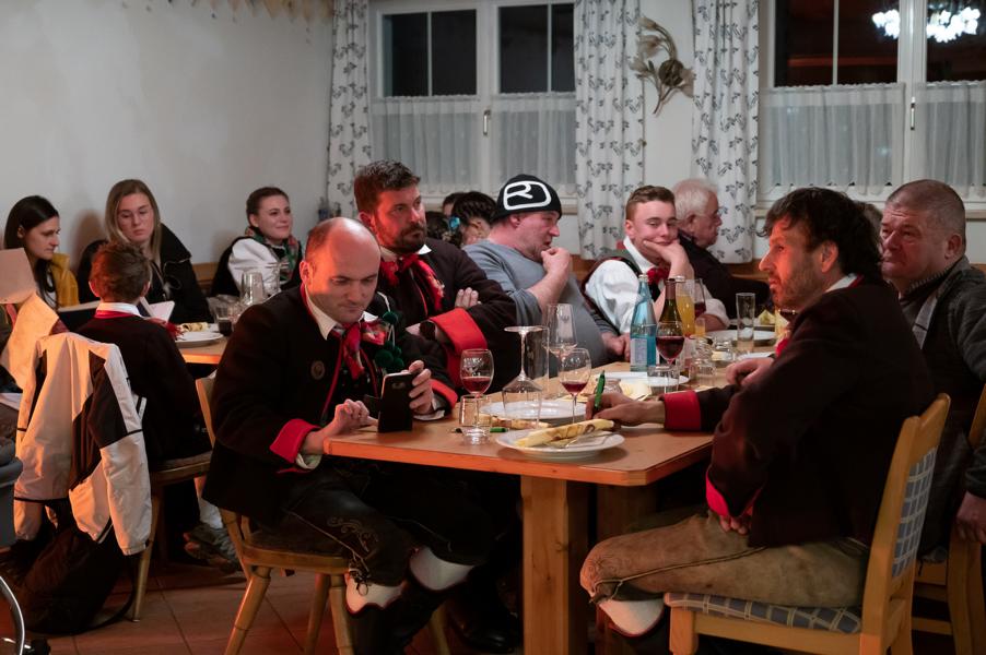 zu den Bildergalerien