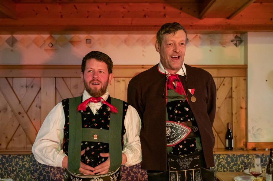 zu den Bildergalerien