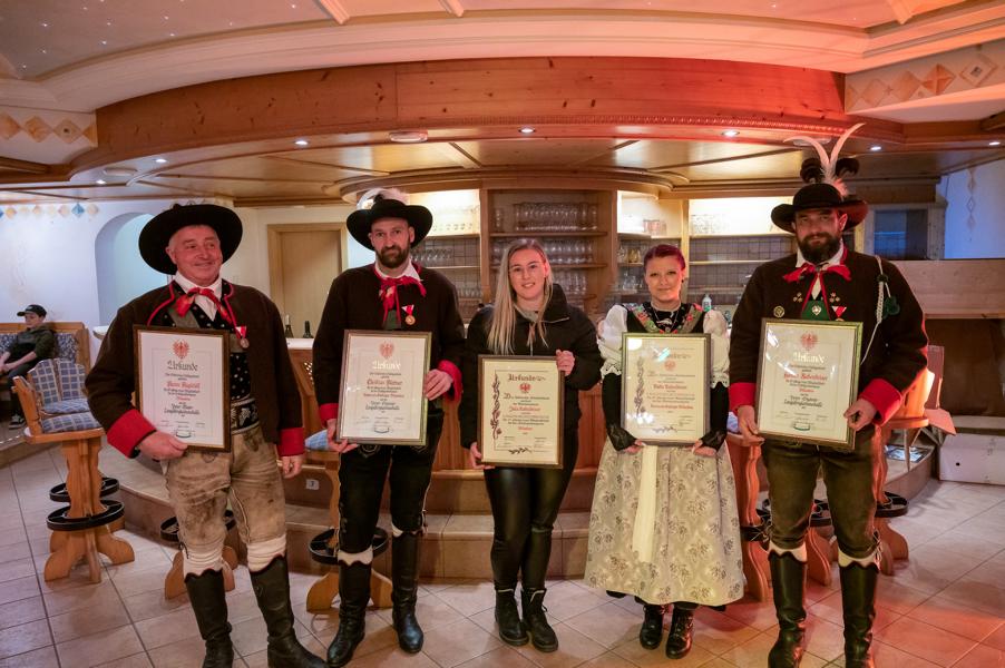 zu den Bildergalerien