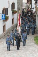 Einmarsch auf der Dorfgasse 